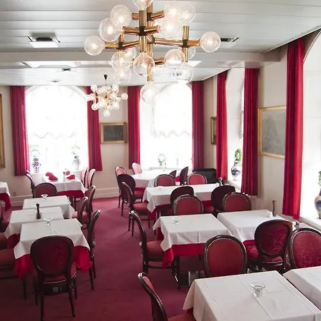 Hotel Minotel Park 3*